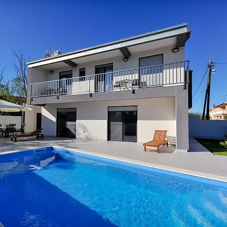 Lily Zadarvillas Villa